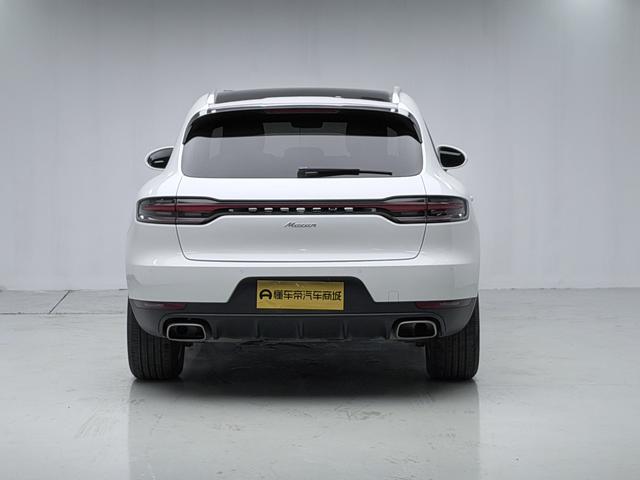 Porsche Macan 2020 thumb 4