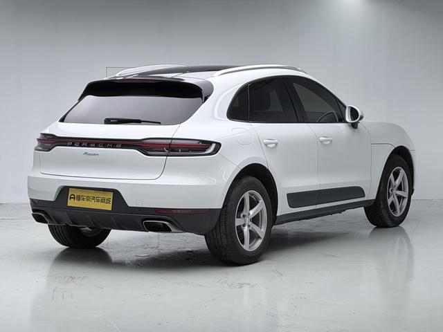 Porsche Macan 2020 thumb 5