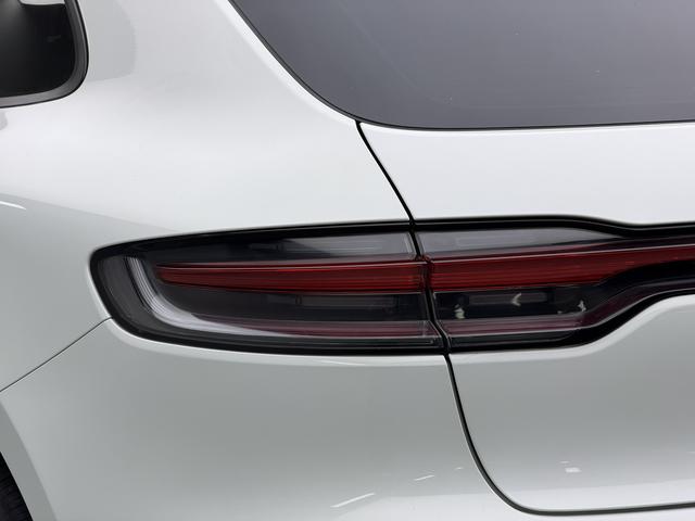Porsche Macan 2020 thumb 11