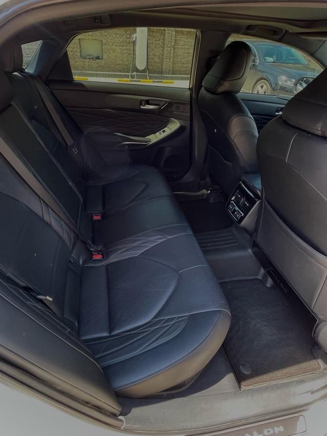 Toyota Avalon 2019 thumb 3