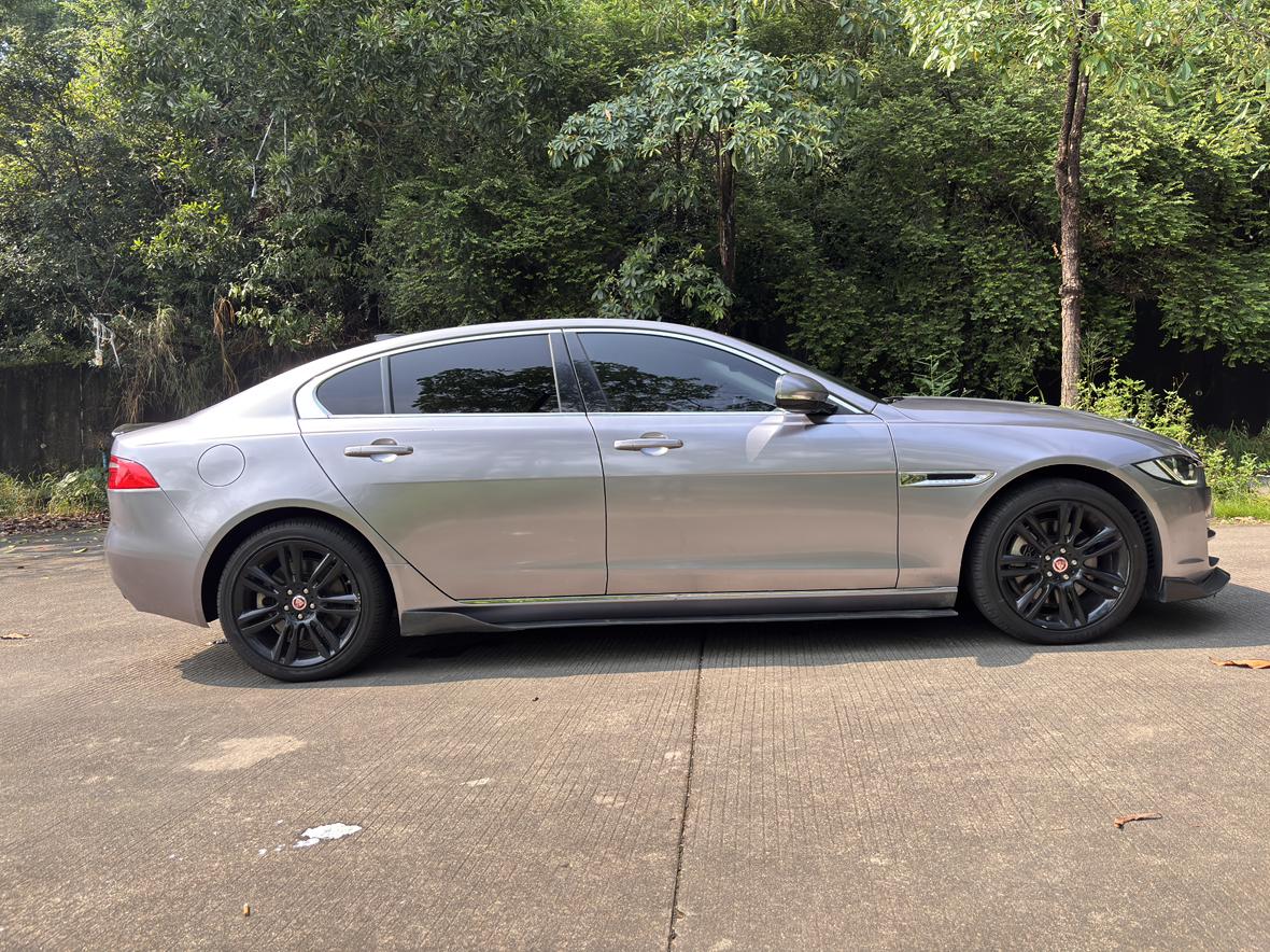 Jaguar XEL 2019 thumb 5