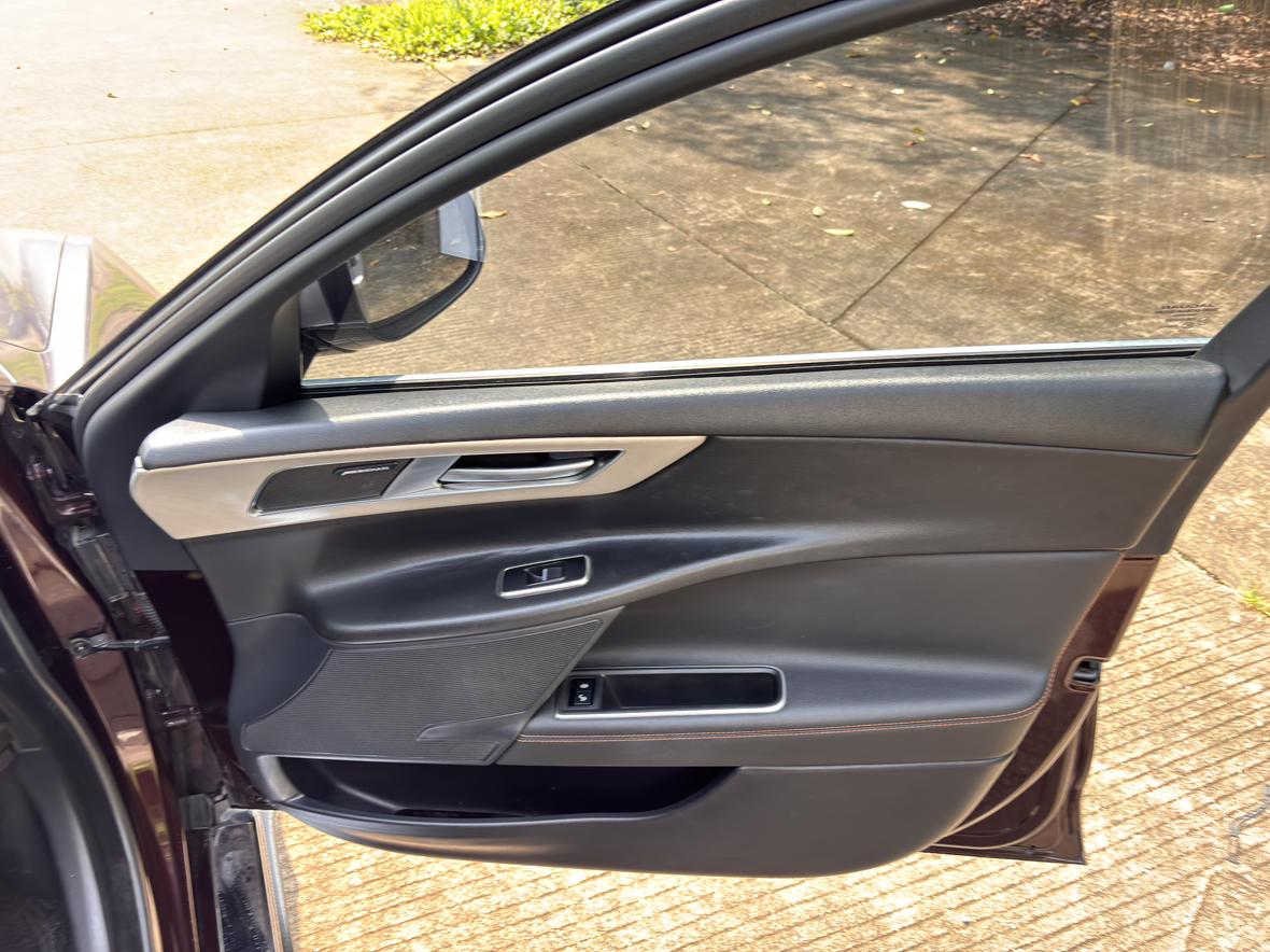 Jaguar XEL 2019 thumb 11