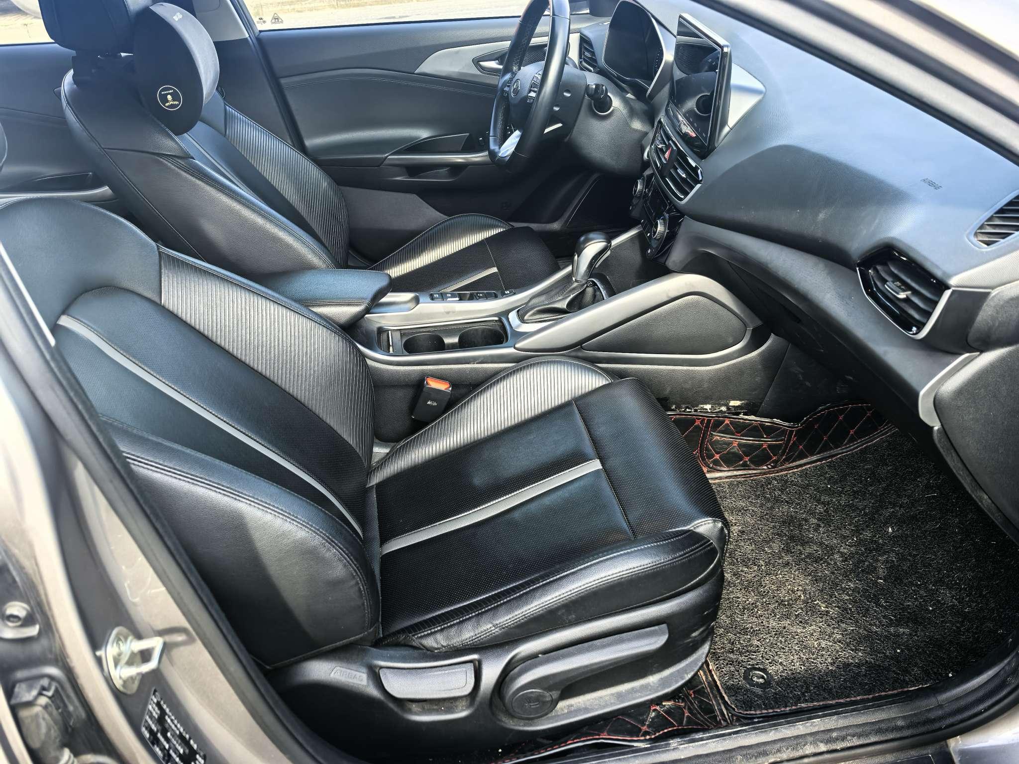 Hyundai Lafesta 2019 thumb 6