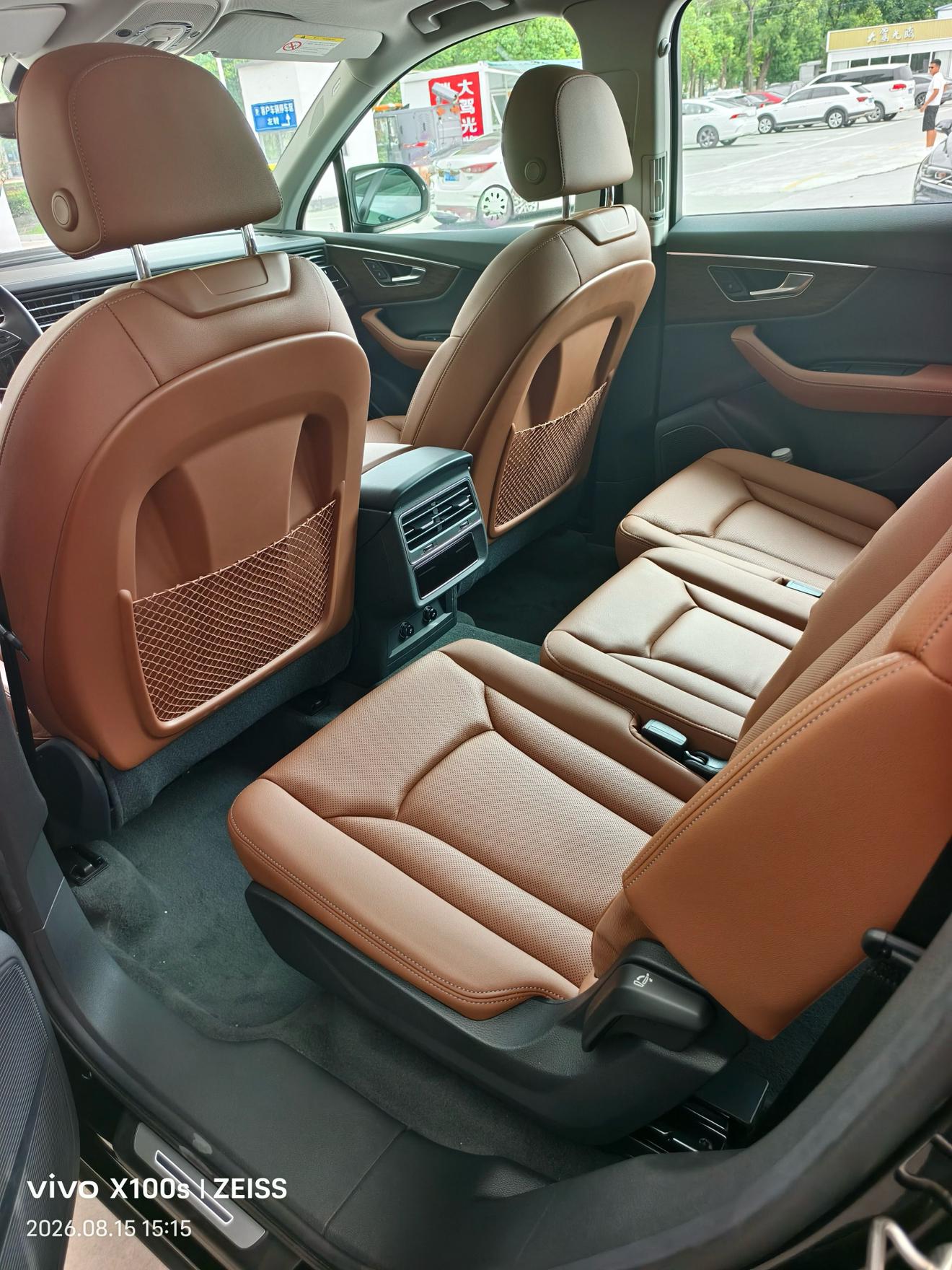 Audi Q7 2024 thumb 7