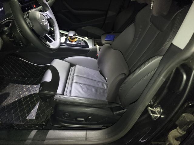 Audi A5 2023 thumb 8