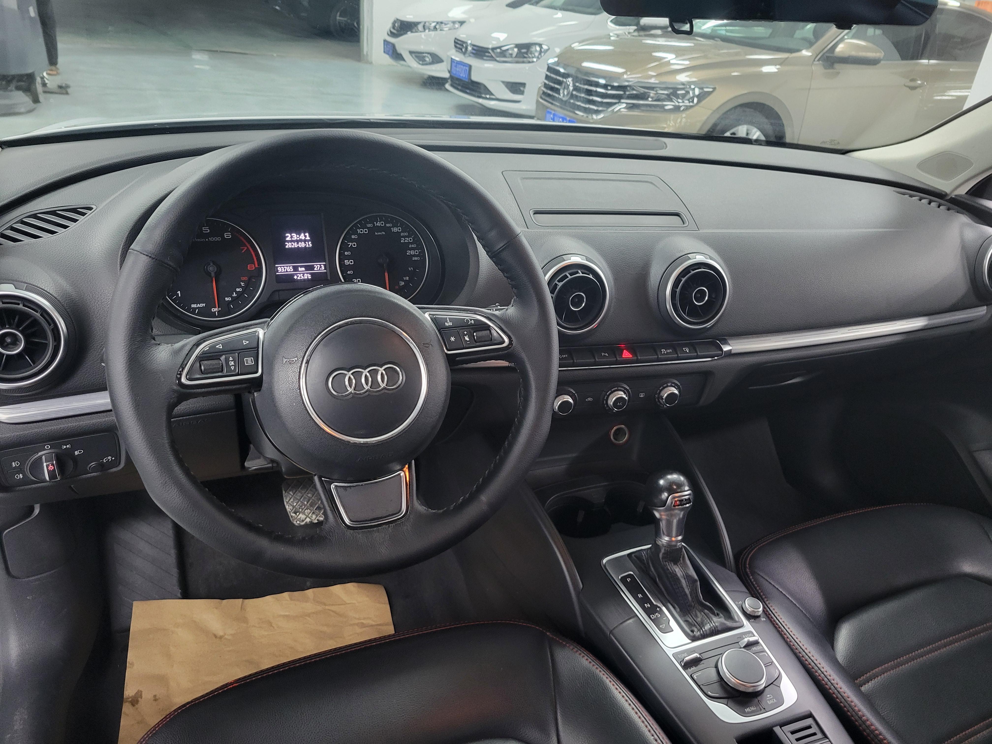 Audi A3 2016 thumb 6