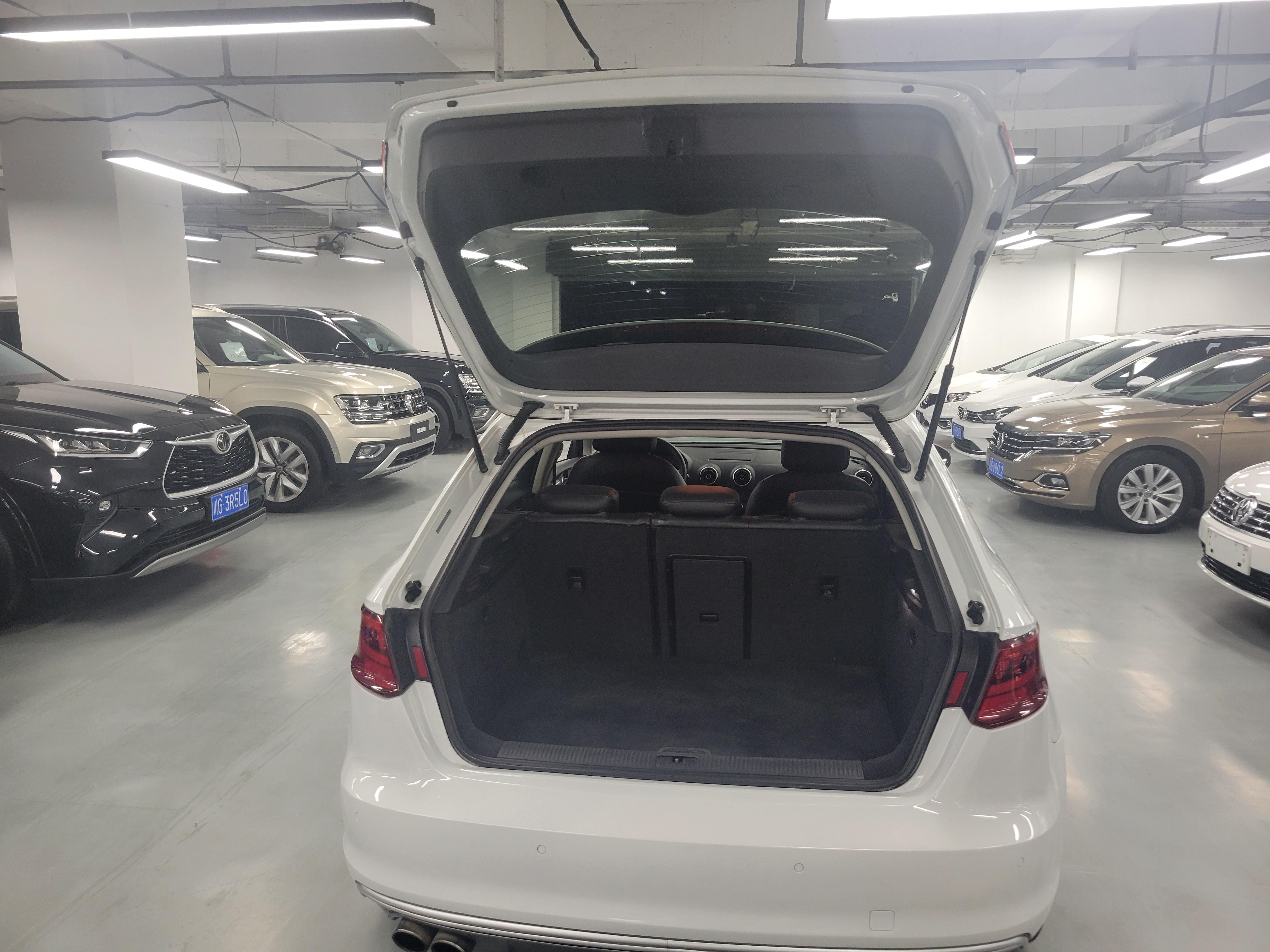 Audi A3 2016 thumb 10