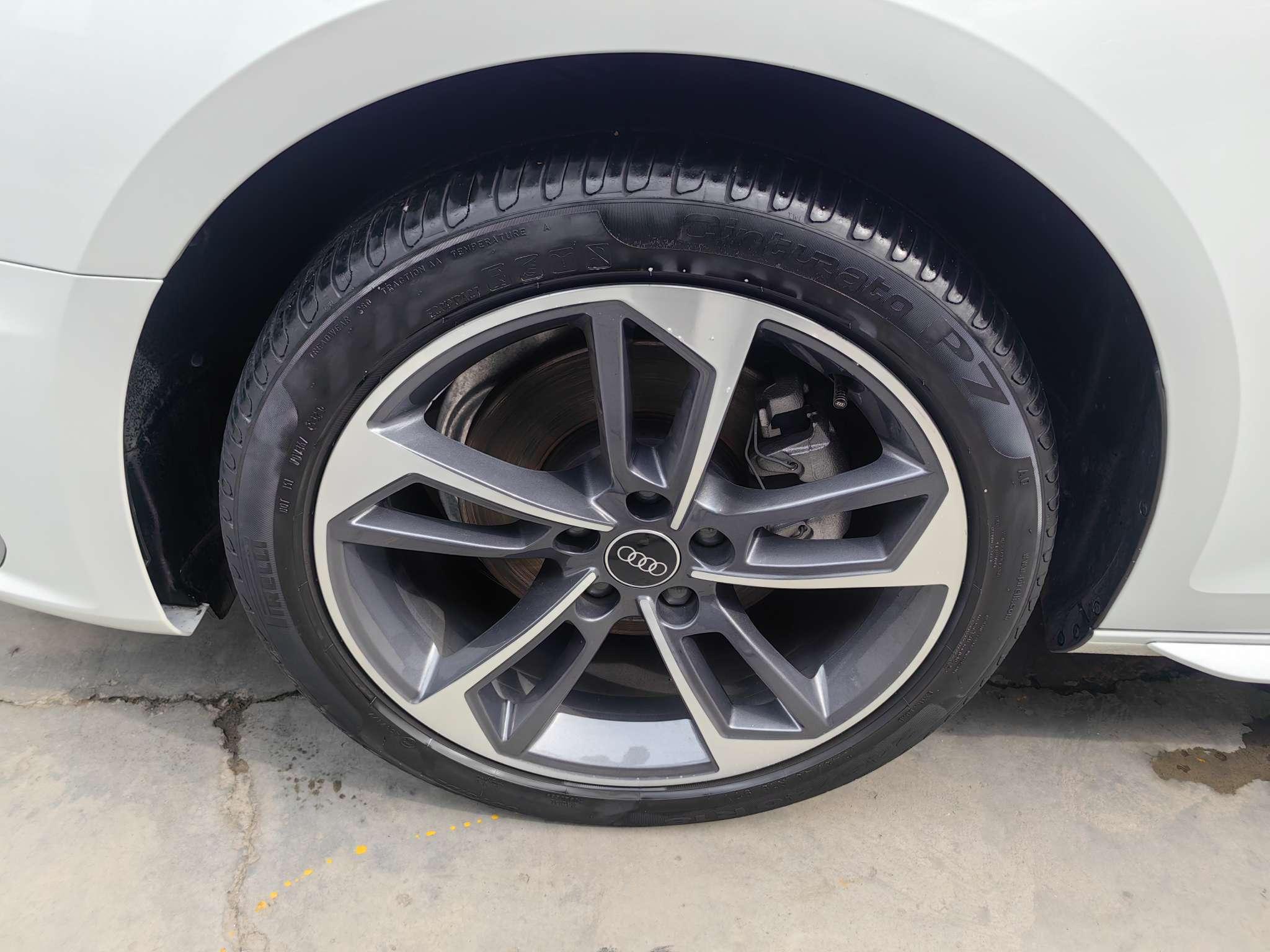 Audi A4 2024 thumb 3
