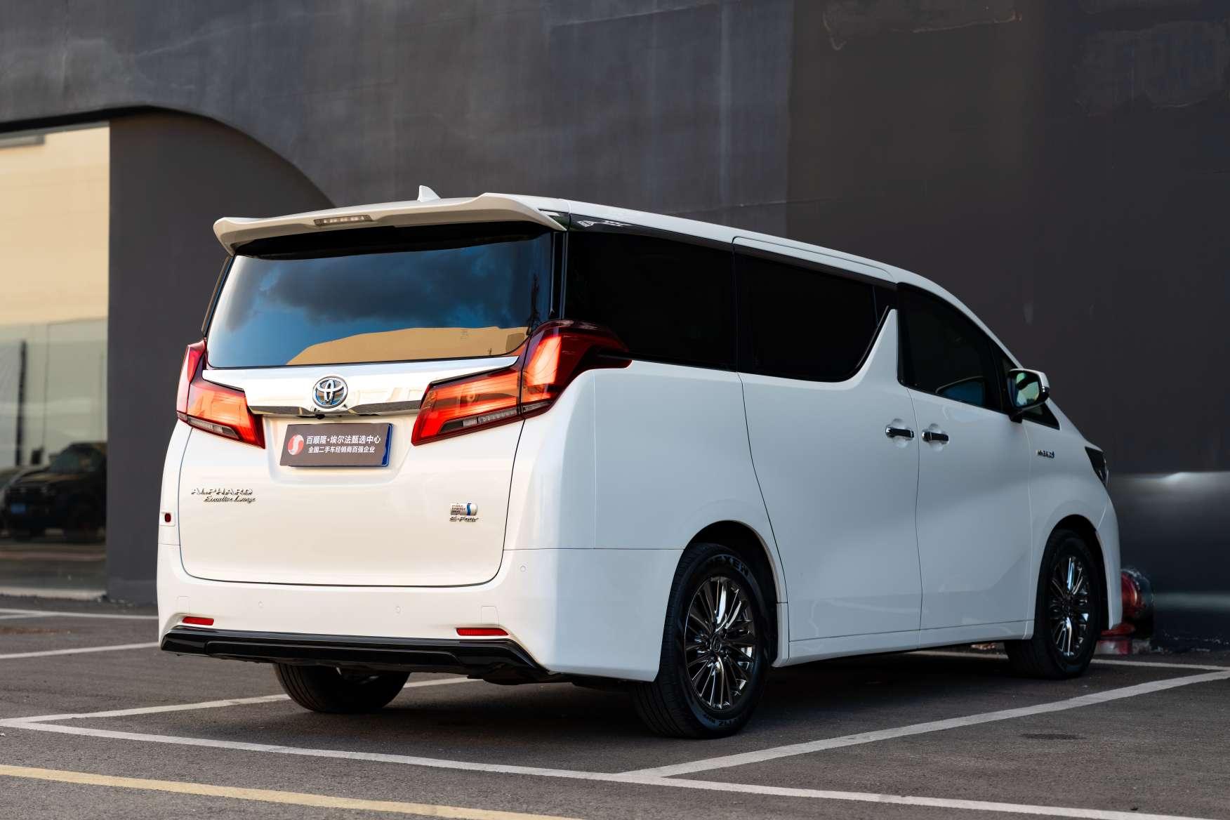 Toyota Alphard 2021 thumb 4