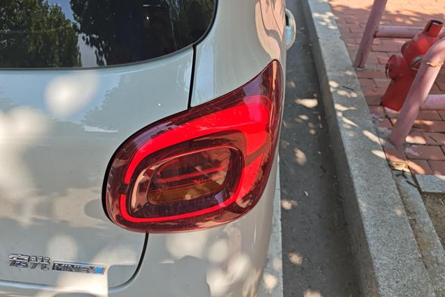 Wuling Mini EV 2025 thumb 3