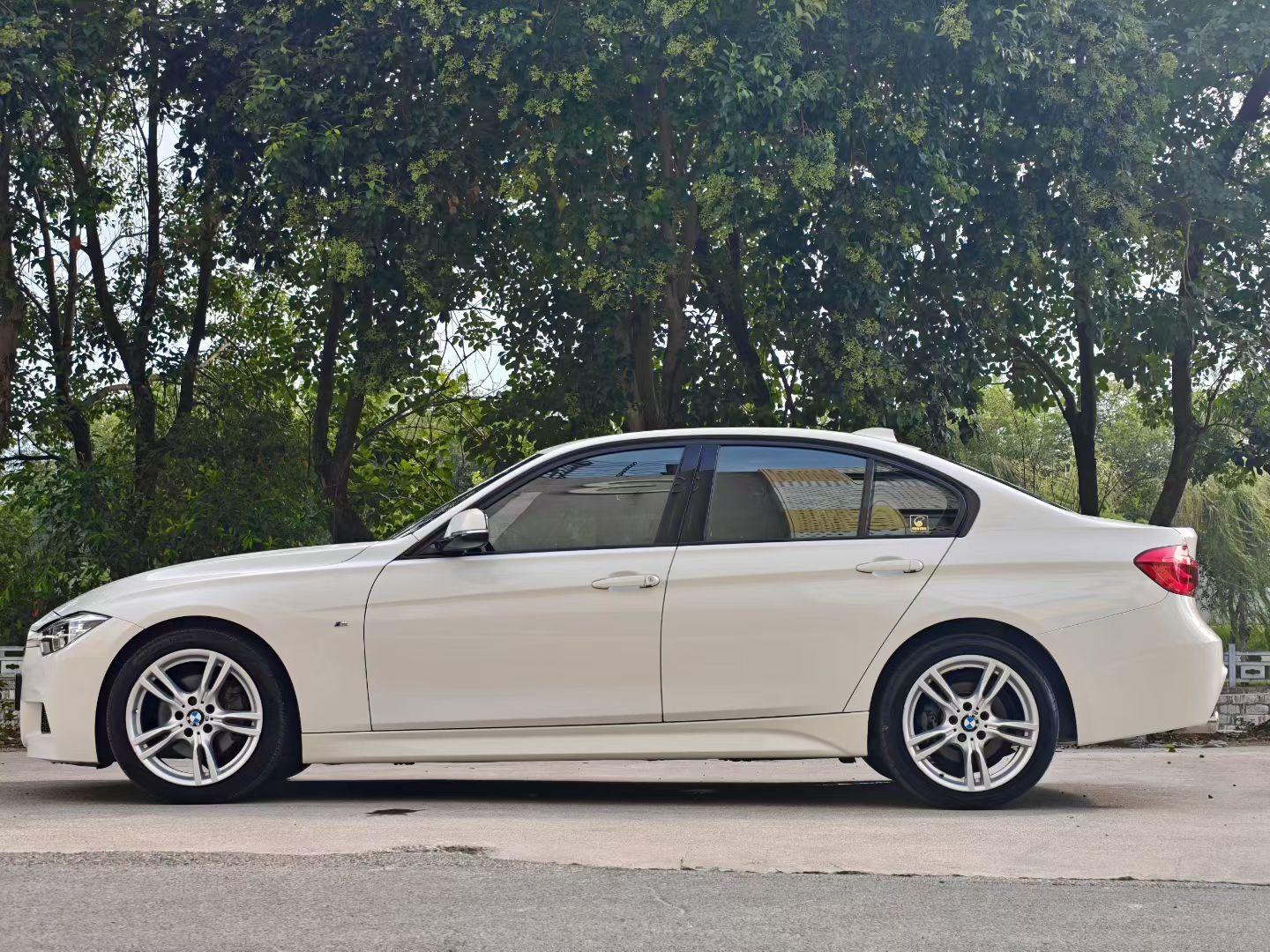 BMW 3 серии 2018 thumb 10