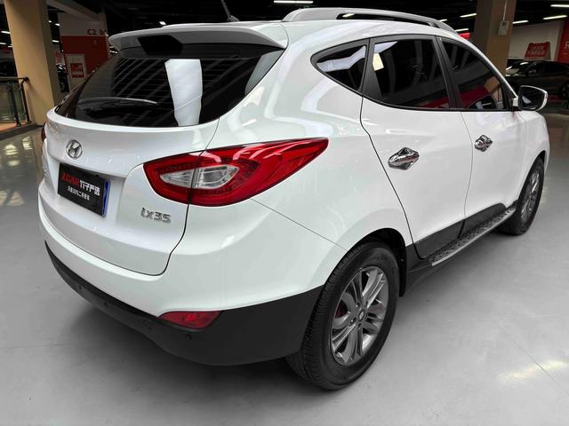 Hyundai ix35 2013 thumb 5