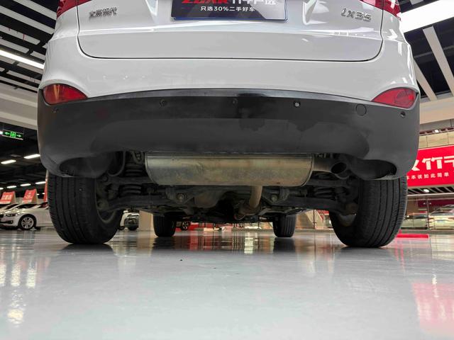 Hyundai ix35 2013 thumb 11