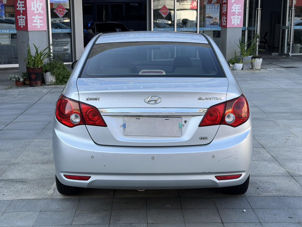 Hyundai Elantra 2010 thumb 3