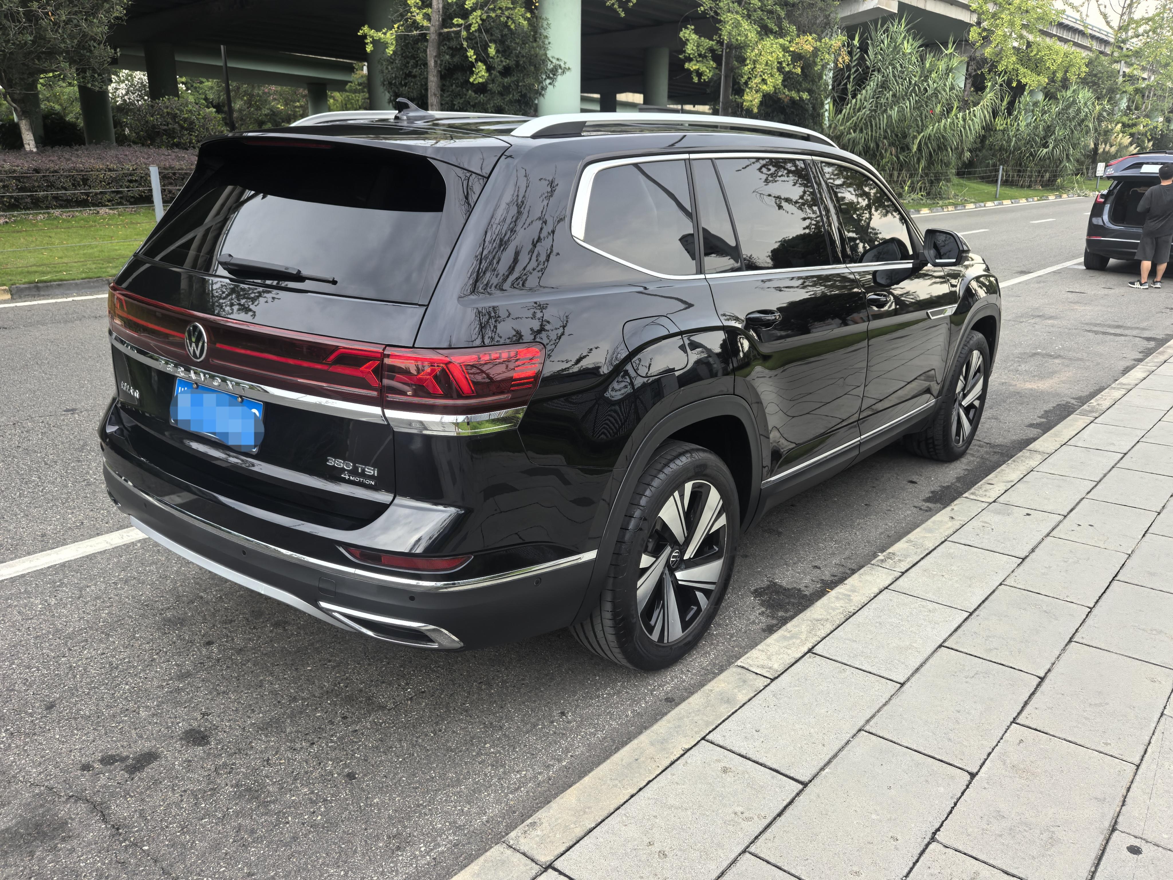 Volkswagen Teramont 2024 thumb 4
