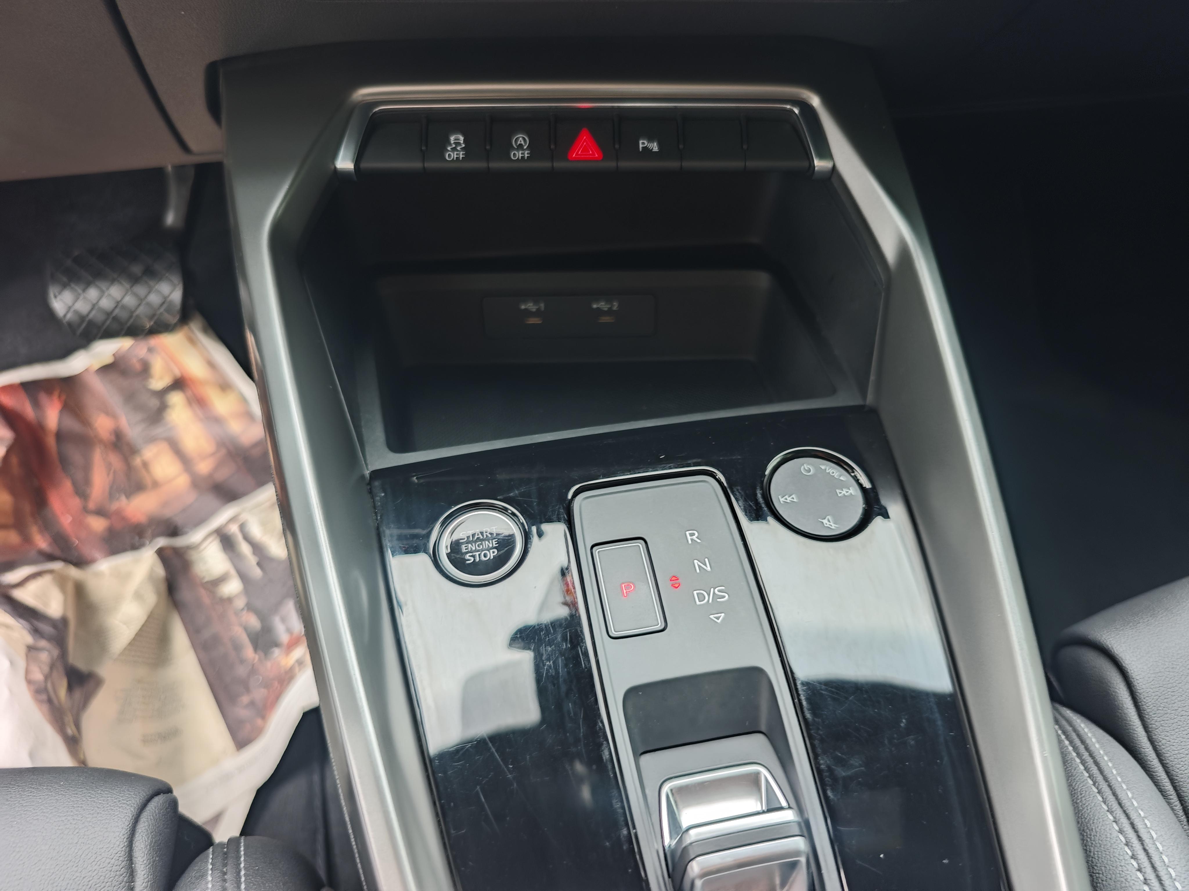 Audi A3 2023 thumb 6