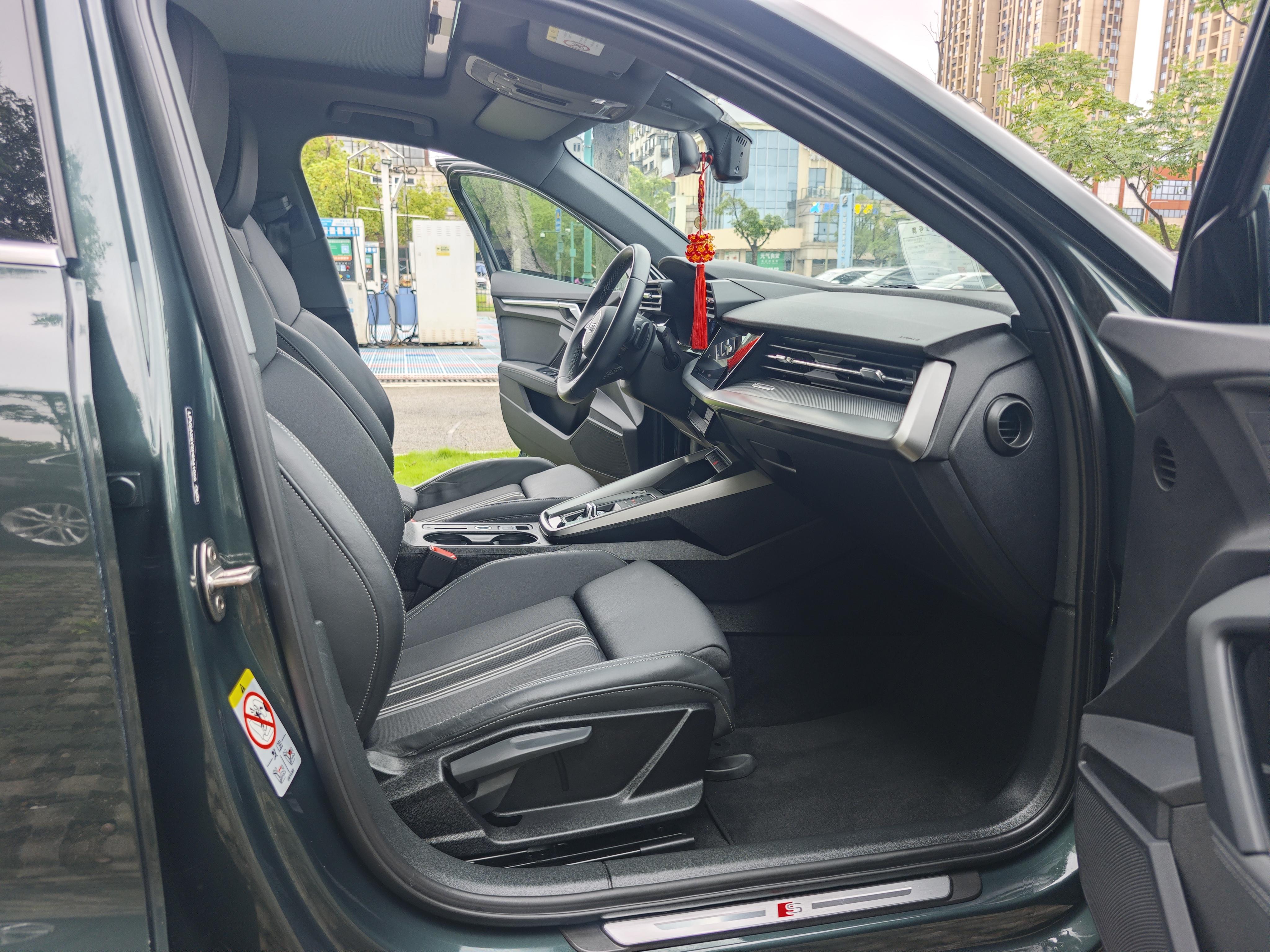 Audi A3 2023 thumb 7