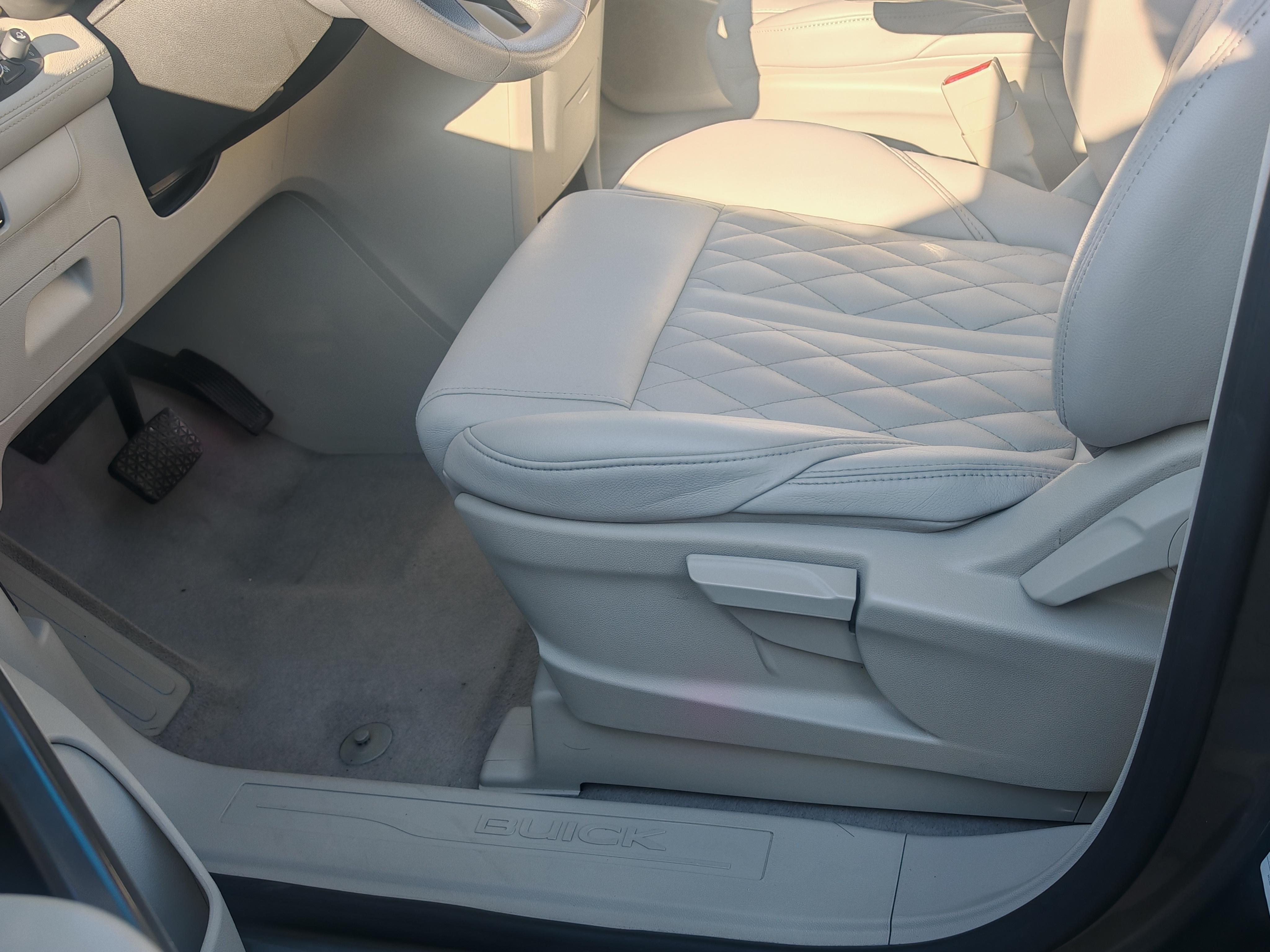 Buick GL8 2018 thumb 9