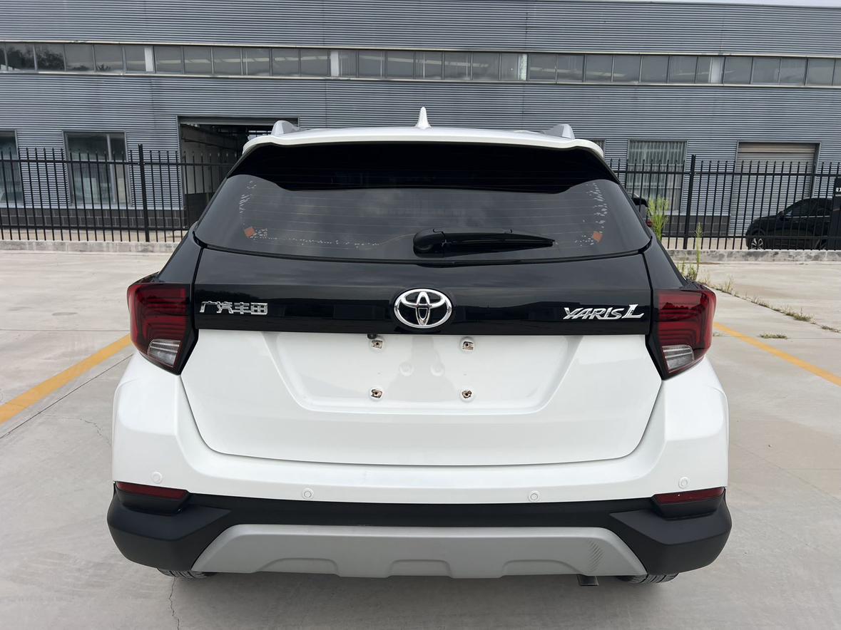 Toyota Yaris 2022 thumb 3