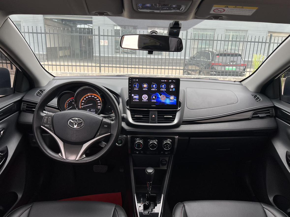Toyota Yaris 2022 thumb 7