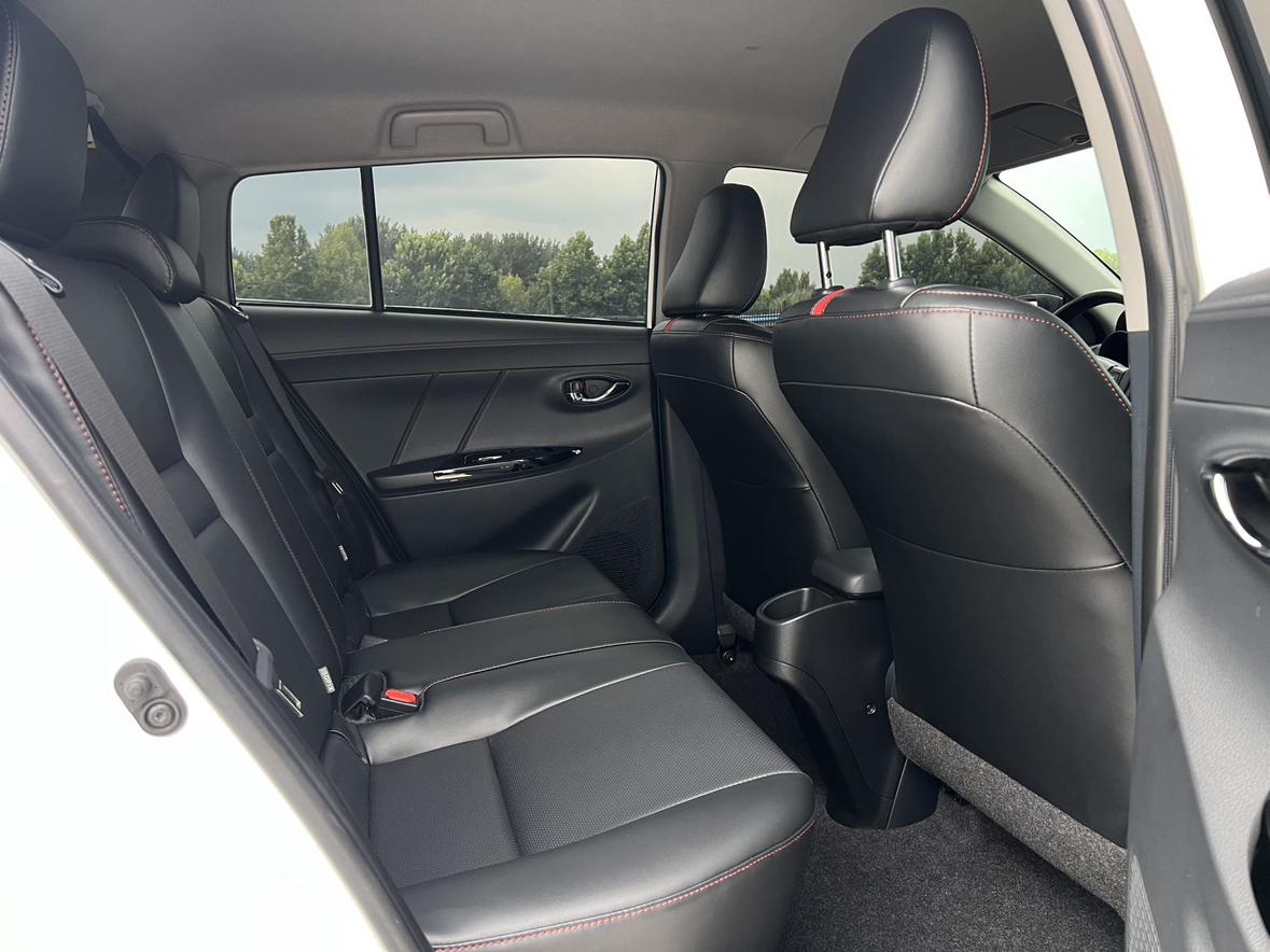 Toyota Yaris 2022 thumb 11