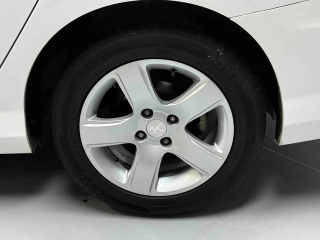 Peugeot 308 2014 thumb 7