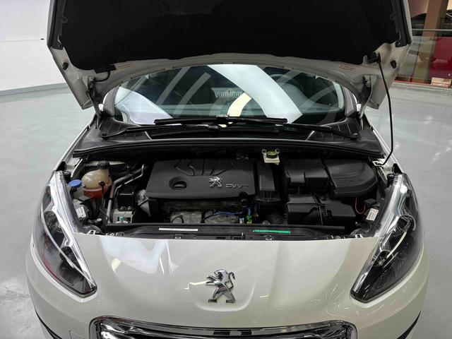 Peugeot 308 2014 thumb 8