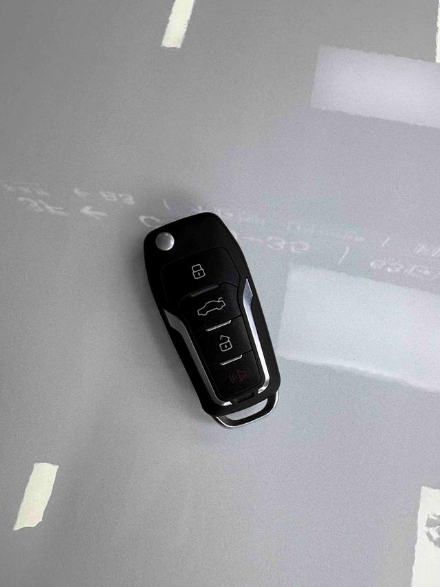 Peugeot 308 2014 thumb 9