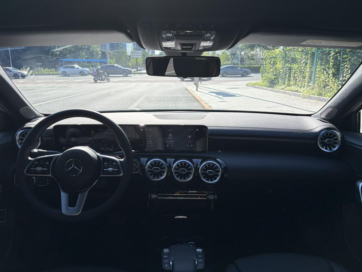 Mercedes-Benz A-Класс 2020 thumb 9
