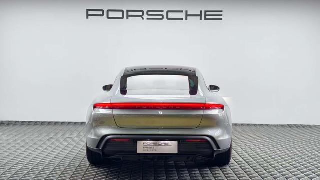 Porsche Taycan 2022 thumb 4