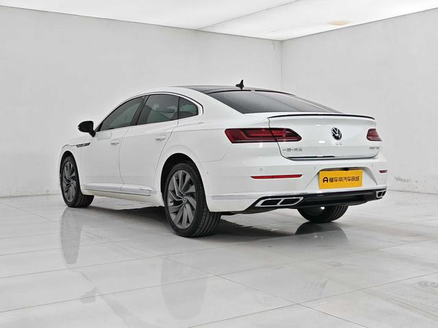 Volkswagen Arteon 2025 thumb 3