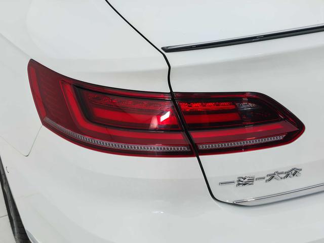 Volkswagen Arteon 2025 thumb 11