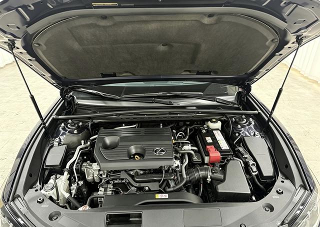 Lexus ES 2022 thumb 8