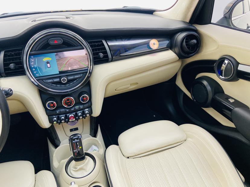 Mini Hatch 2019 thumb 11