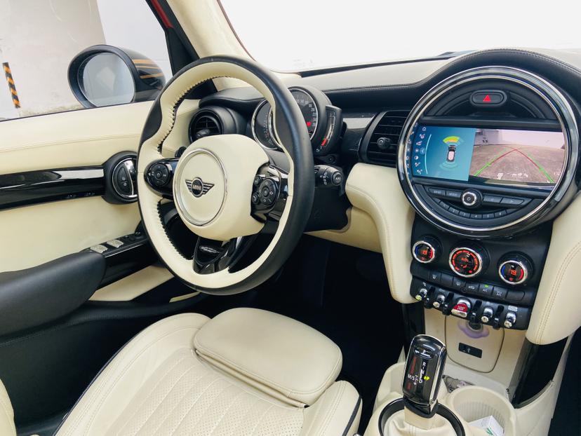 Mini Hatch 2019 thumb 12