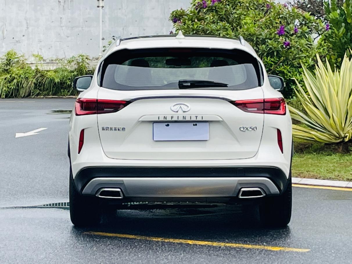 Infiniti QX50 2018 thumb 3