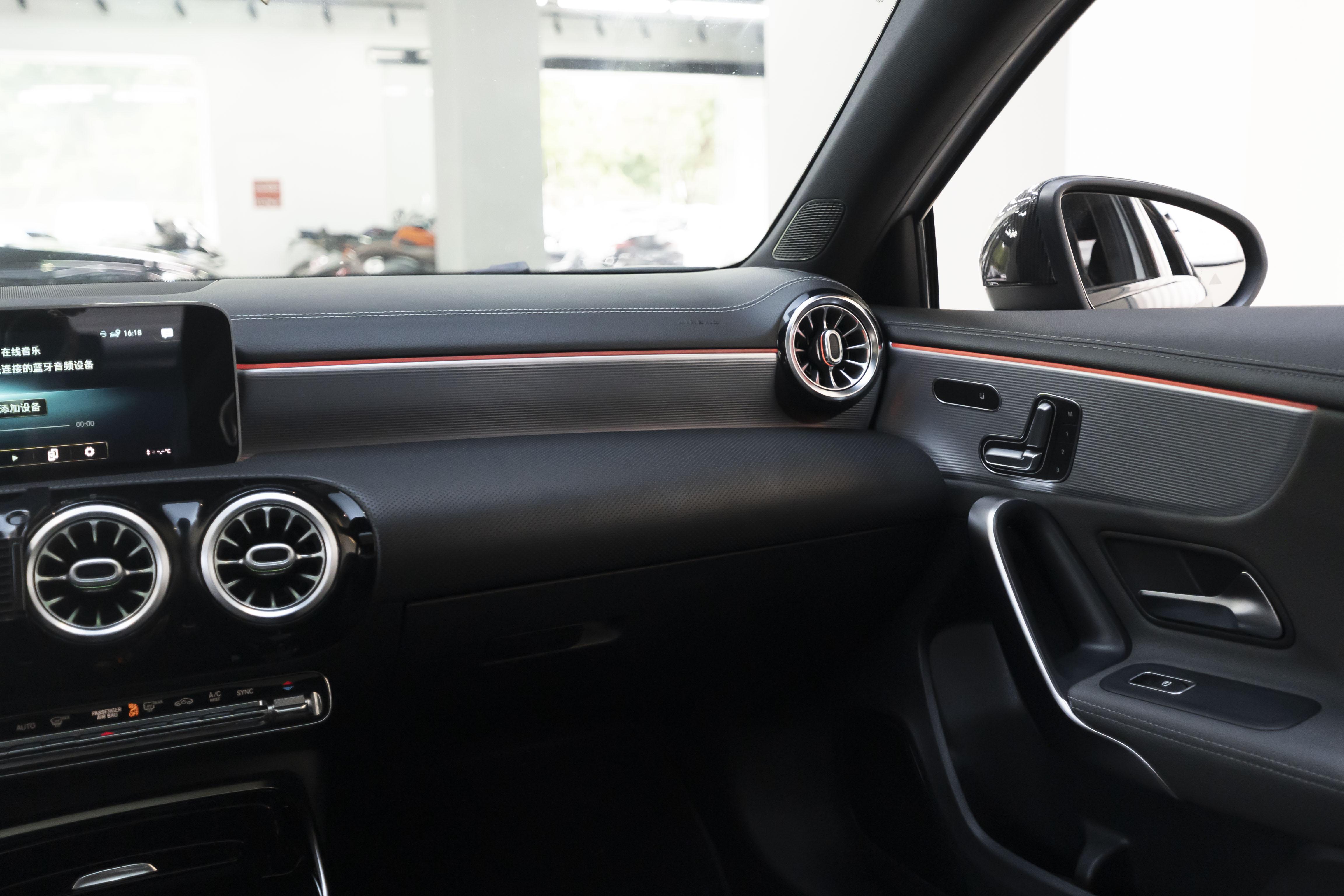 Mercedes-Benz A-Класс 2020 thumb 5