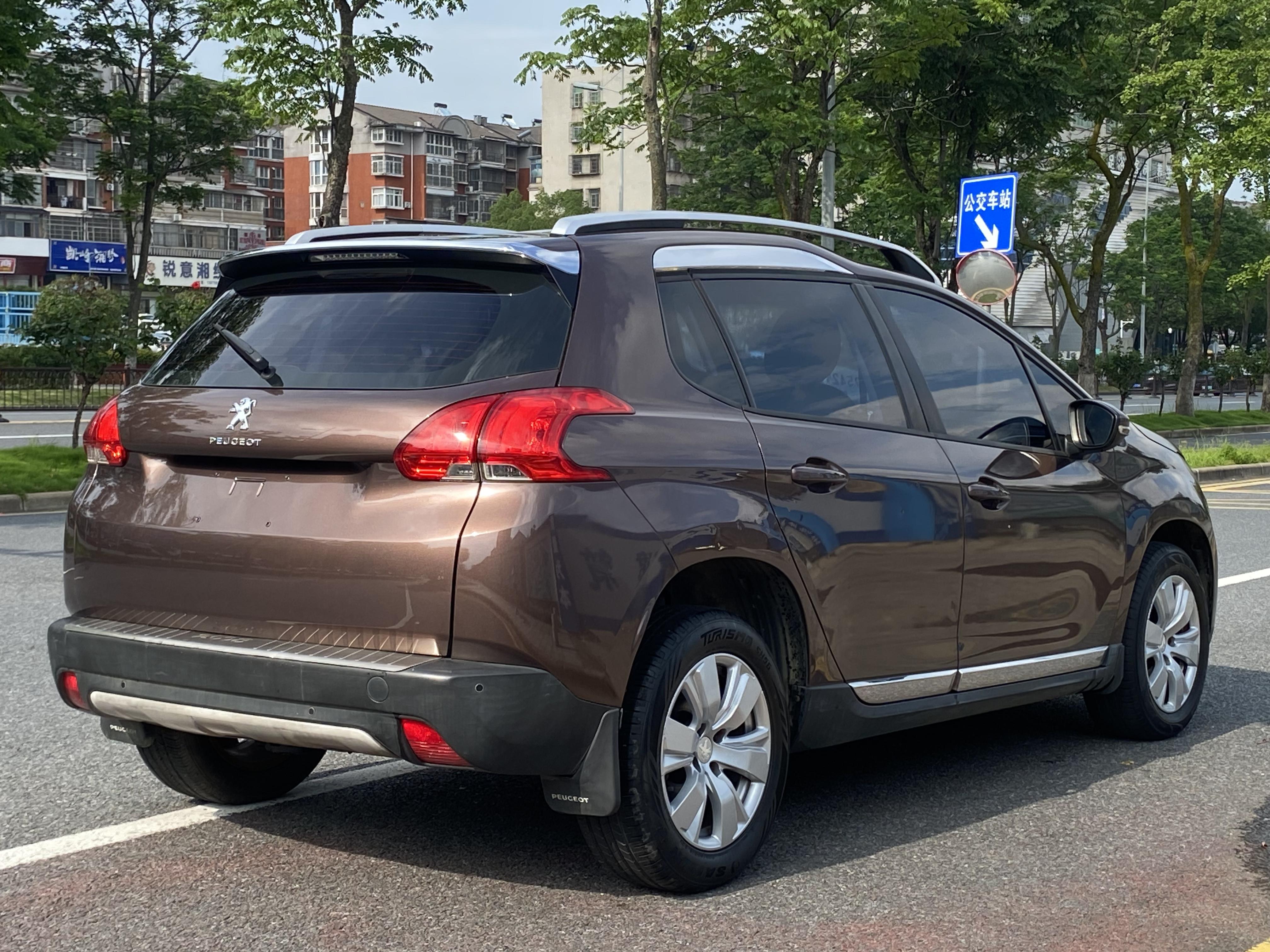 Peugeot 2008 2014 thumb 3