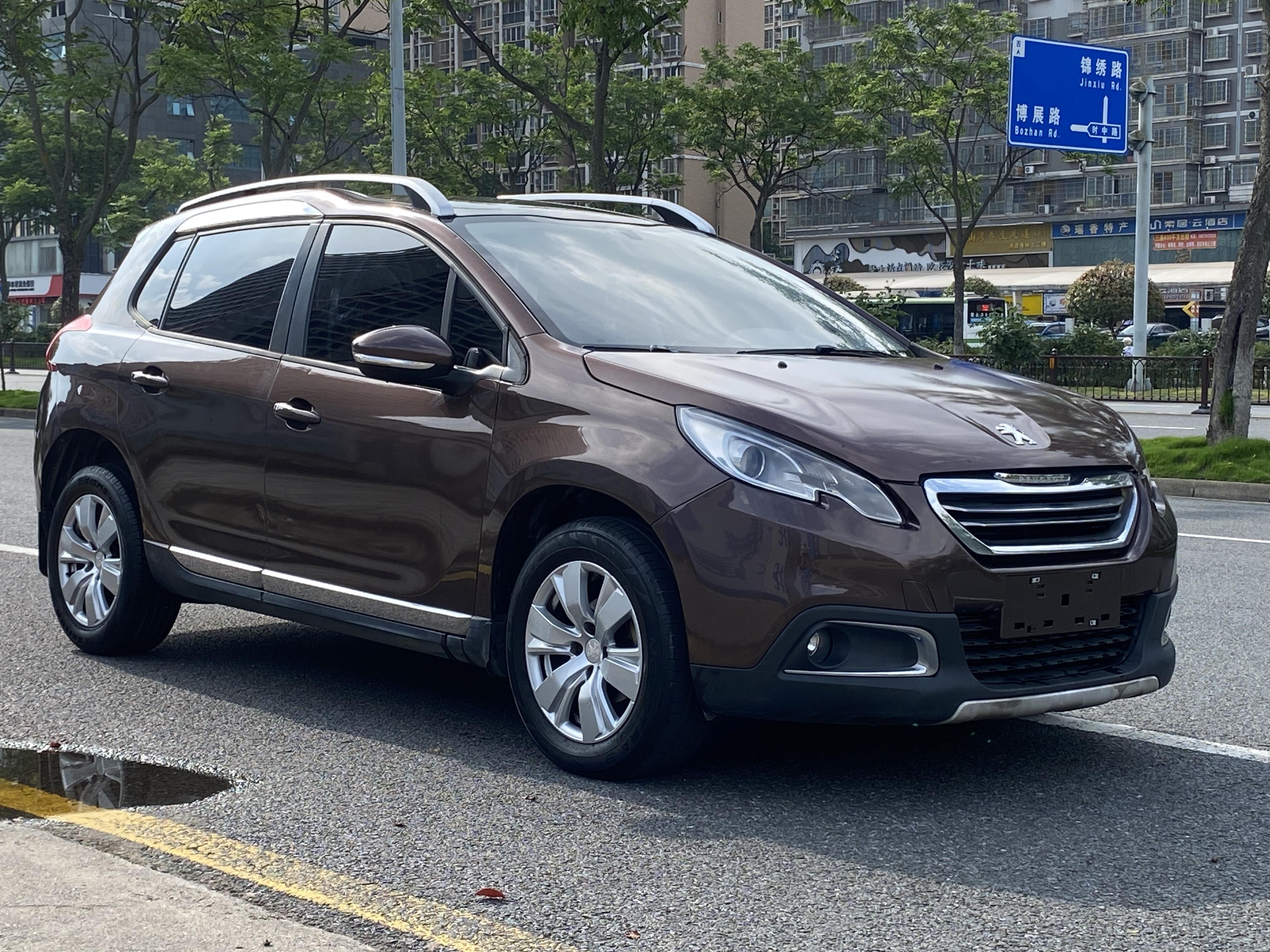 Peugeot 2008 2014 thumb 10