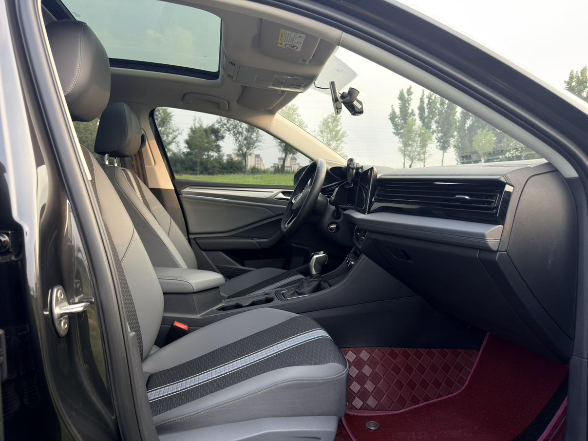 Volkswagen Sagitar 2024 thumb 10