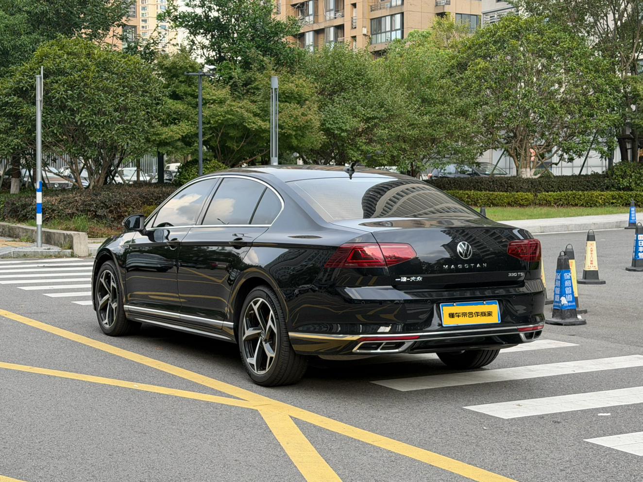 Volkswagen Magotan 2023 thumb 2