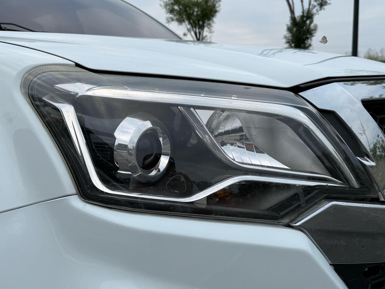 Isuzu RE-MAX 2020 thumb 7