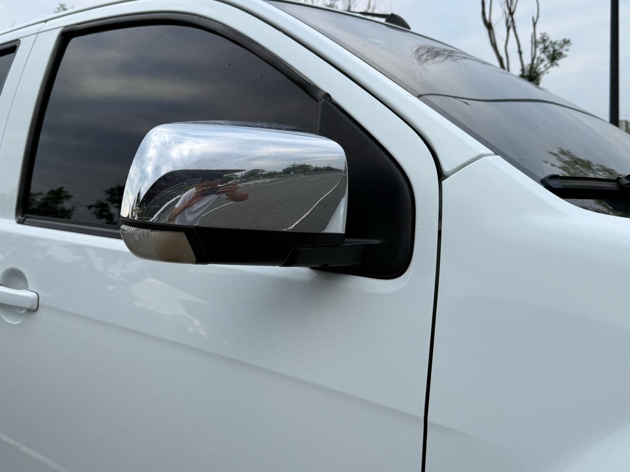 Isuzu RE-MAX 2020 thumb 9