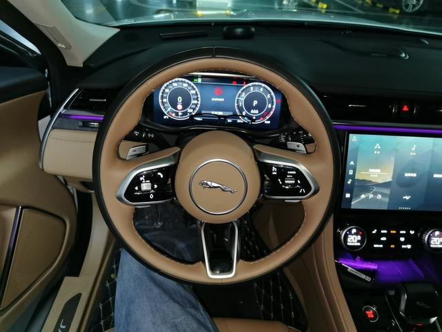 Jaguar XFL 2024 thumb 5