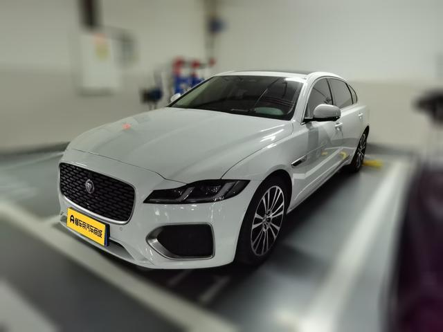 Jaguar XFL 2024 thumb 11
