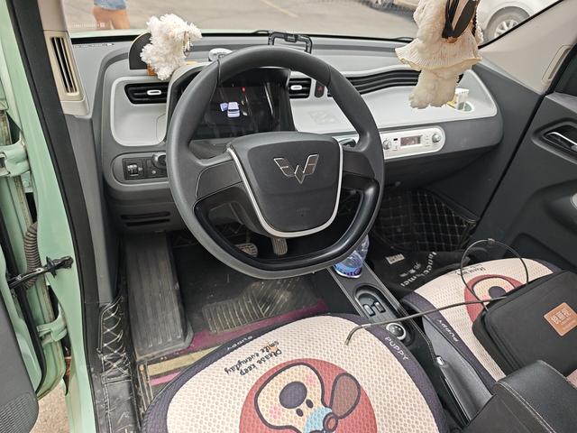 Wuling Mini EV 2022 thumb 3