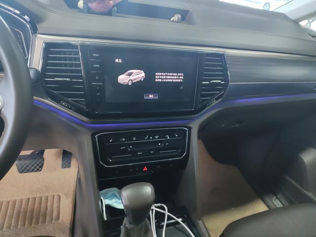 Volkswagen Viloran 2020 thumb 6