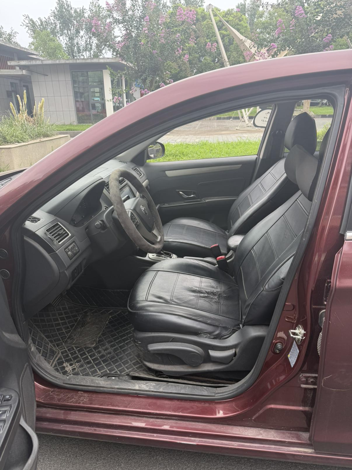 Dongfeng Fengxing S50 2014 thumb 10