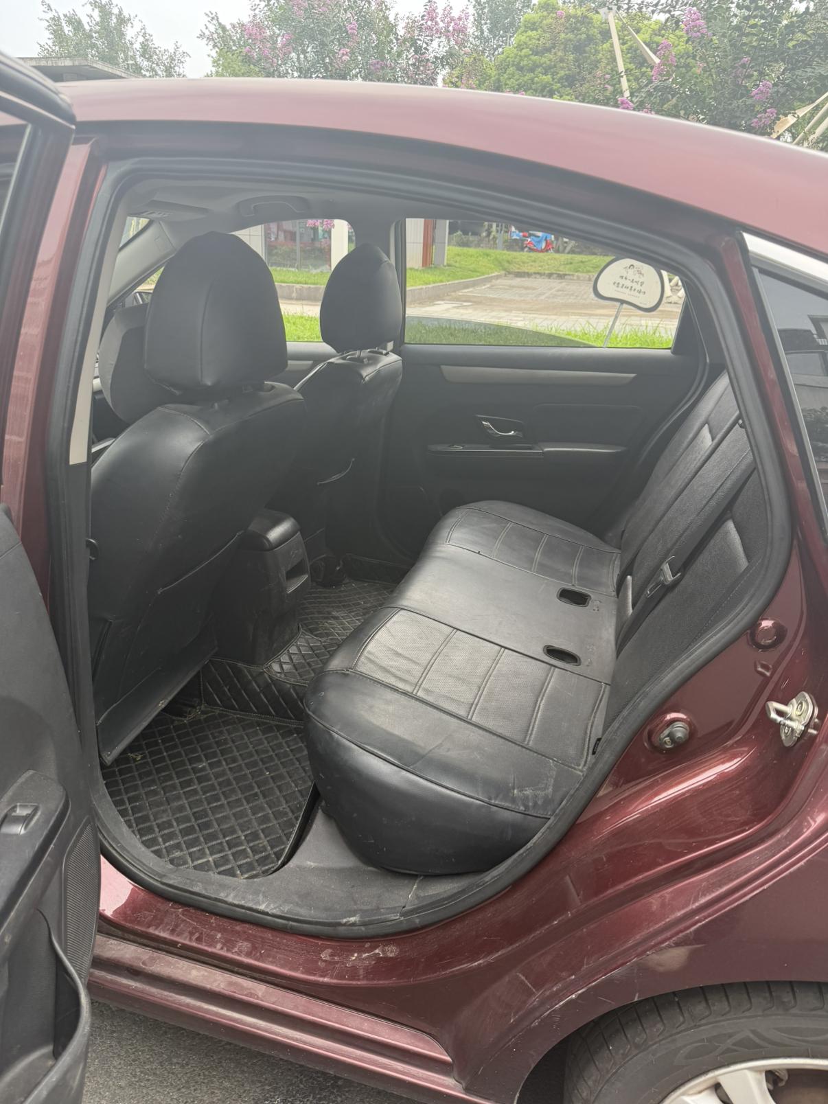 Dongfeng Fengxing S50 2014 thumb 12