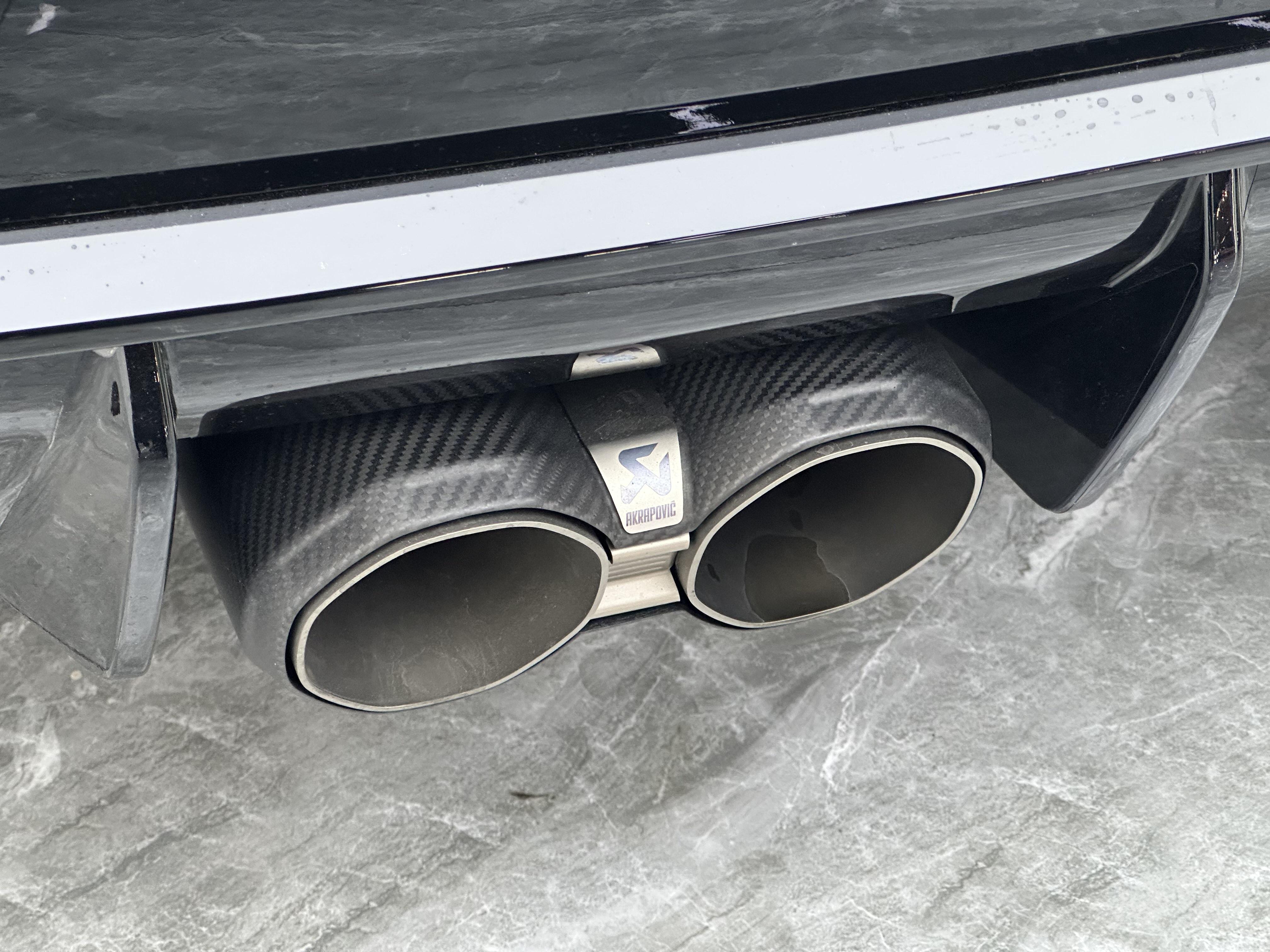 BMW M4 2024 thumb 10